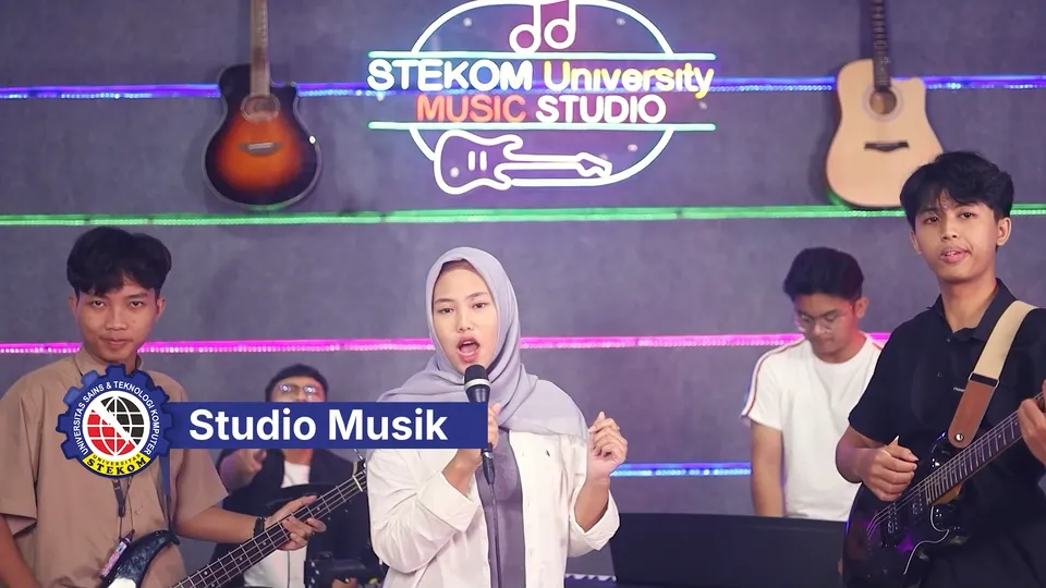 Fasilitas Studio Musik Universitas STEKOM